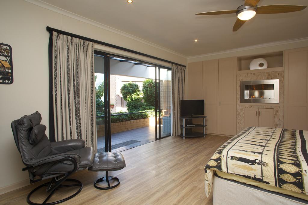 Constantia Vista Guest House เคปทาวน์ ภายนอก รูปภาพ